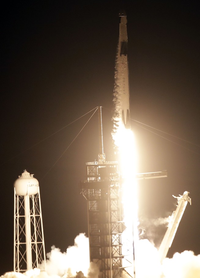 America's newest crew capsule rockets toward space station