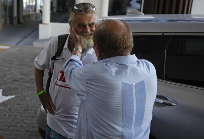 Australian castaway recounts comfort he felt adrift at sea, thanks to meditation, swimming and dog