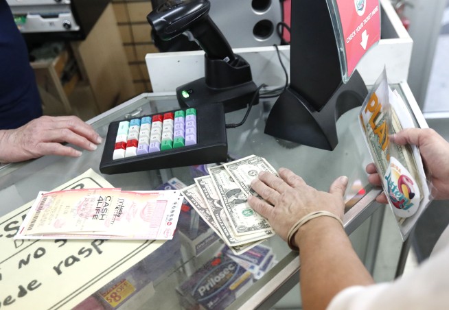 Mega Millions, Powerball prizes come down to math, long odds
