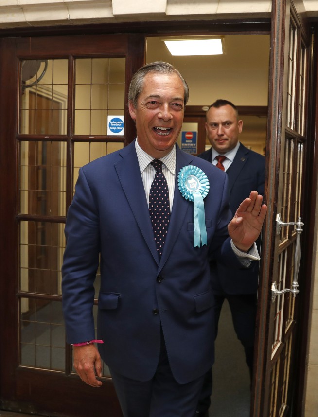 UK Brexit Party scores big as Conservatives, Labour falter