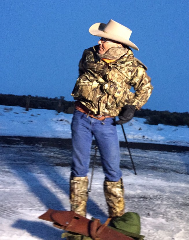 Leader of armed group wants land transfer, then will go home