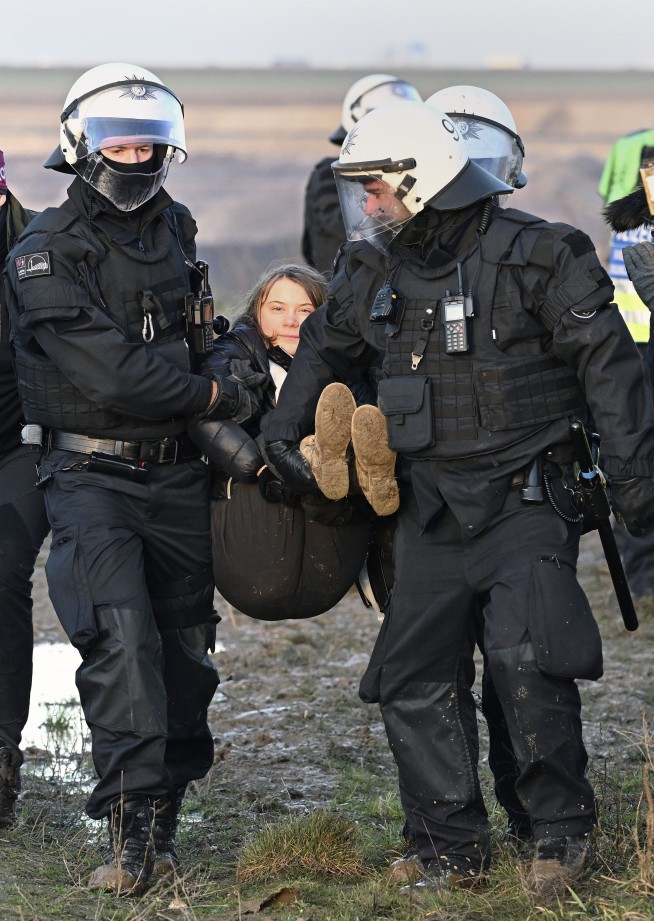 Greta Thunberg carried away by police at German mine protest