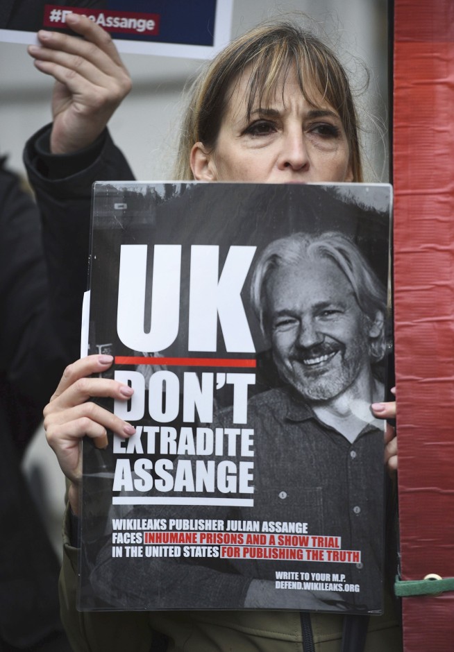Wikileaks founder Julian Assange loses bid to delay hearing