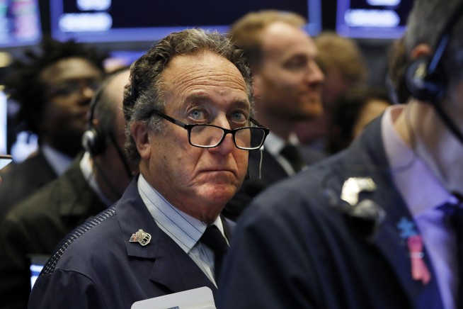 Markets Right Now: Stocks end mostly lower, oil price rises