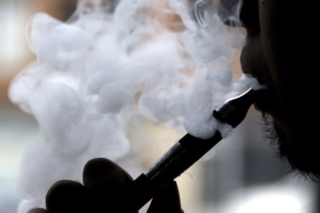 New York moves to enact statewide flavored e-cig ban