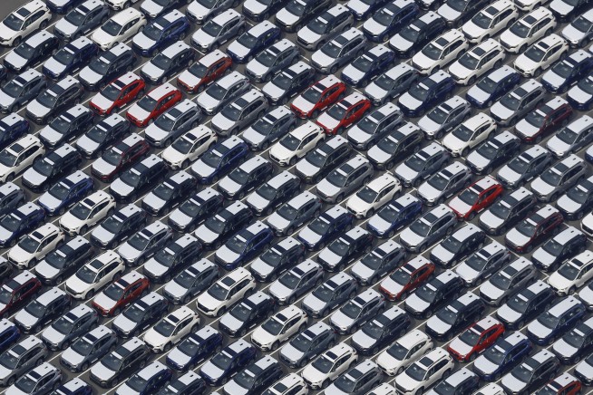 The Latest: Stock market suffers worst week since 2020 after China retaliates against Trump tariffs