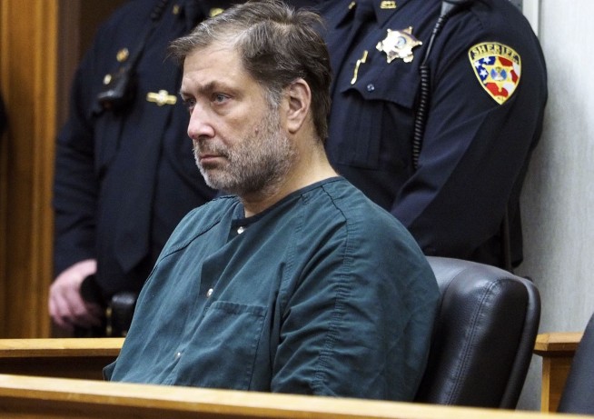 Indictment: Man killed brother's family over missing money