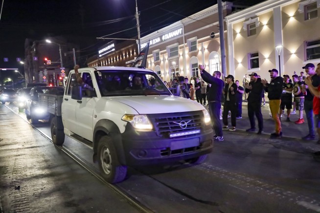 Russian mercenary group revolt against Moscow fizzles but exposes vulnerabilities