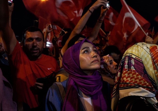 The Latest: Turkey detains 6,000 in crackdown after coup try