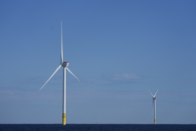 Trump administration cancels plans to develop new offshore wind projects