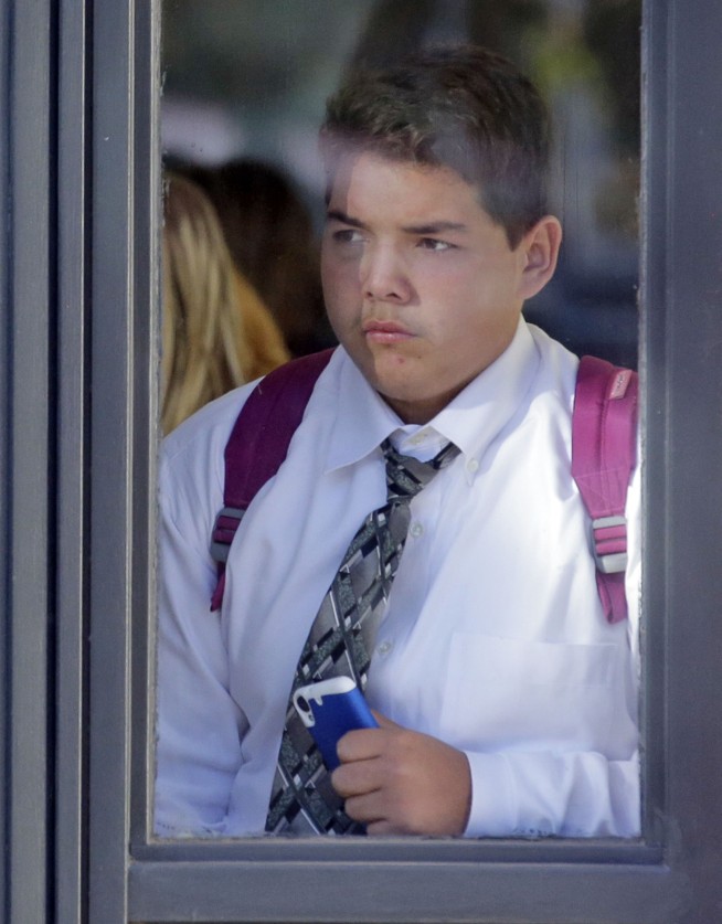 5 Utah students stabbed in boy's locker room, teen detained