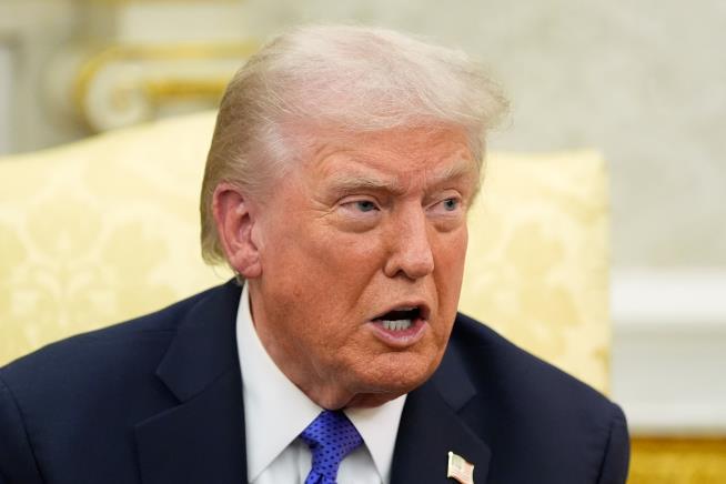 US strikes two more alleged drug-carrying boats, this time in the Pacific Ocean