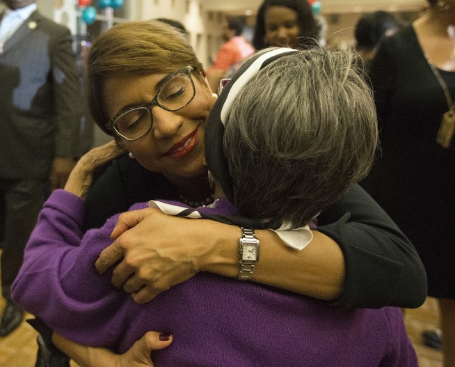 LaToya Cantrell becomes New Orleans' 1st woman mayor
