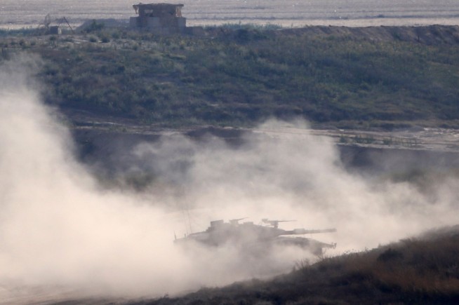 Gaza militants strike Israel, drawing Israeli retaliation