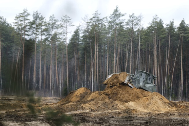 NATO clarifies comments that four missing US soldiers had died during training in Lithuania