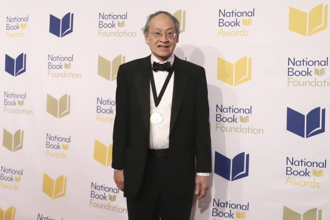 Arthur Sze is appointed US poet laureate as the Library of Congress faces challenges