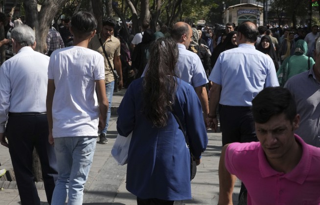 State news: 4 elite paramilitary Guards killed in Iran clash