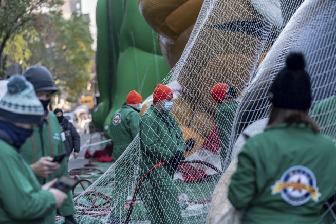 Macy's Thanksgiving parade returns, with all the trimmings