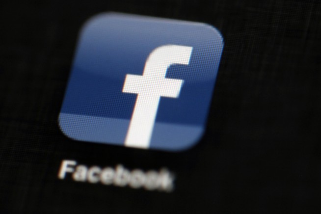 Russia threatens to block Facebook over data storage