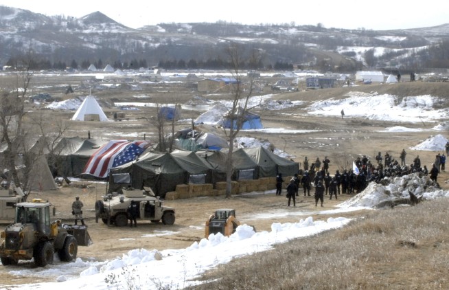 Dakota Access oil pipeline could be operating within weeks