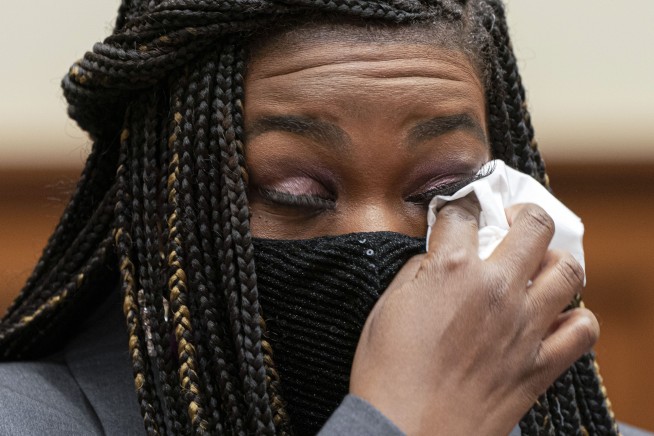 Congressional members share own abortion stories at hearing