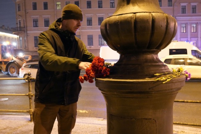 Explosion in Russian cafe kills prominent military blogger