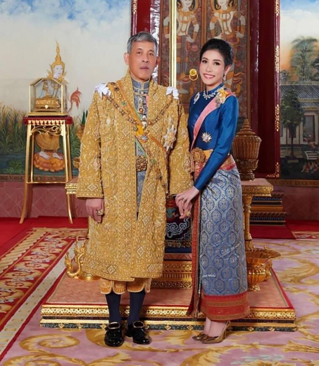 Thai palace shares photos of king, newly named royal consort
