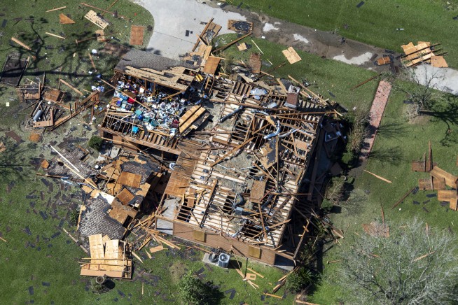 Laura's leftovers move east, leaving a disaster in Louisiana