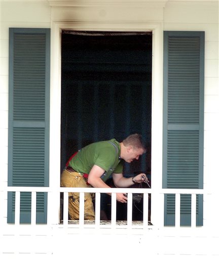 Family accused of $20M fraud amid mansion fires, theft claim