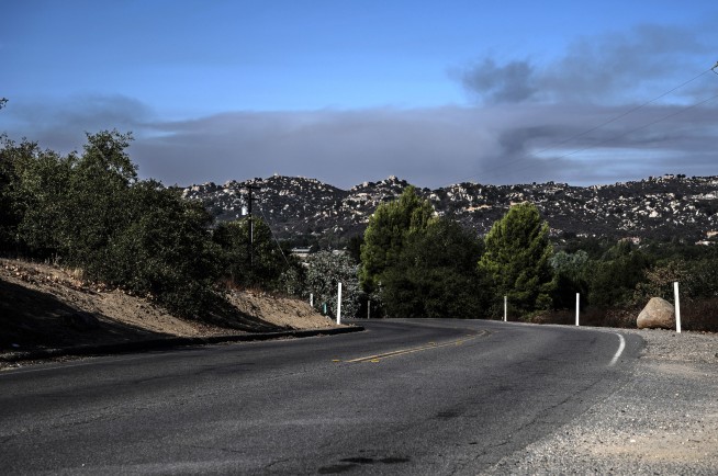 Lake Tahoe threatened by massive fire, more ordered to flee