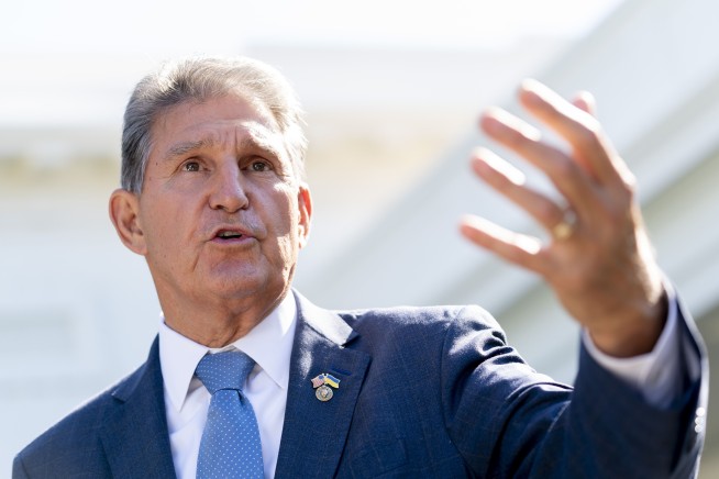 Manchin's big energy deal draws pushback from many Dems