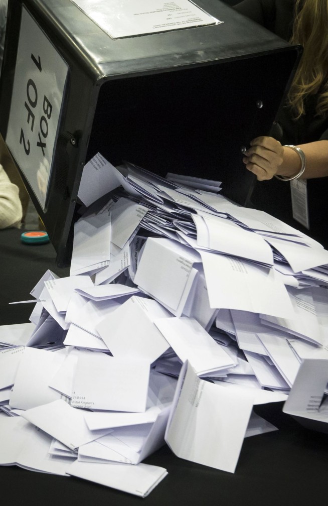 The Latest: Britain's Cameron to resign; won't lead EU talks