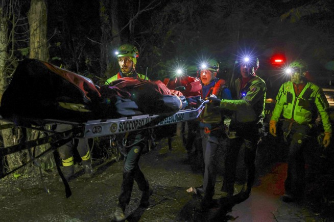 3 tourists among 4 killed after Italian cable car crashes into a ravine south of Naples