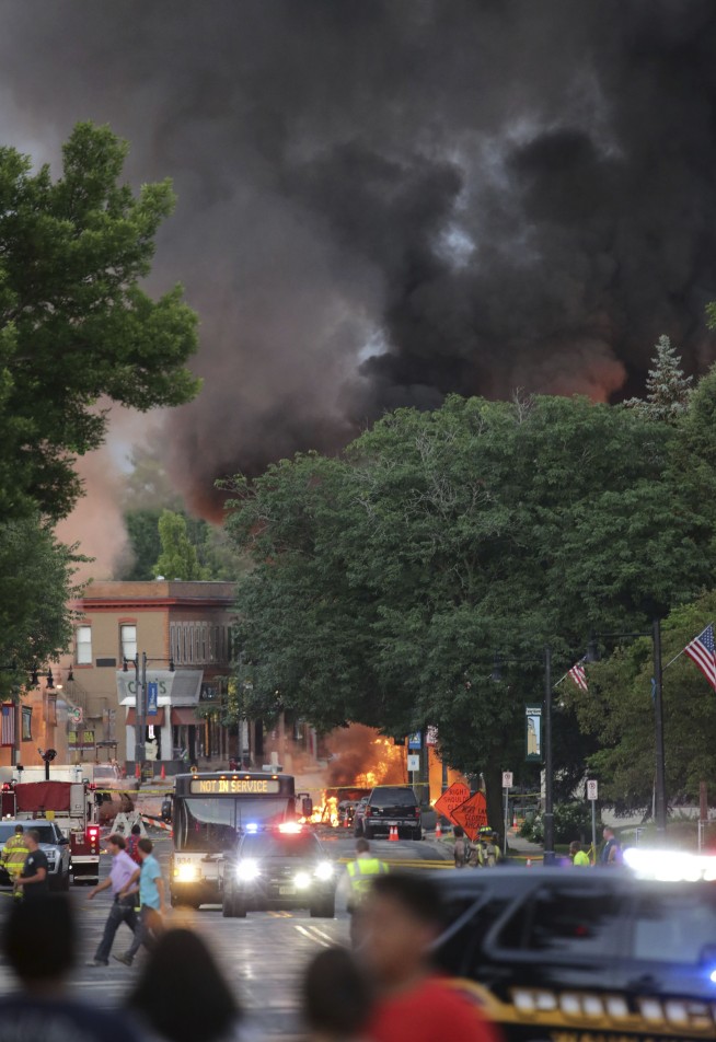 Firefighter killed in gas explosion, fire near Madison