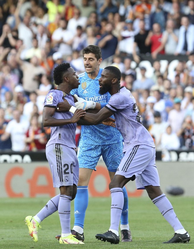 Spanish acknowledge they have a racism problem after more abuse of Vinícius Júnior