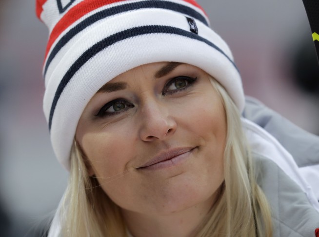 Vonn scatters grandfather's ashes near downhill course
