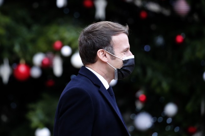 French President Macron tests positive for COVID-19