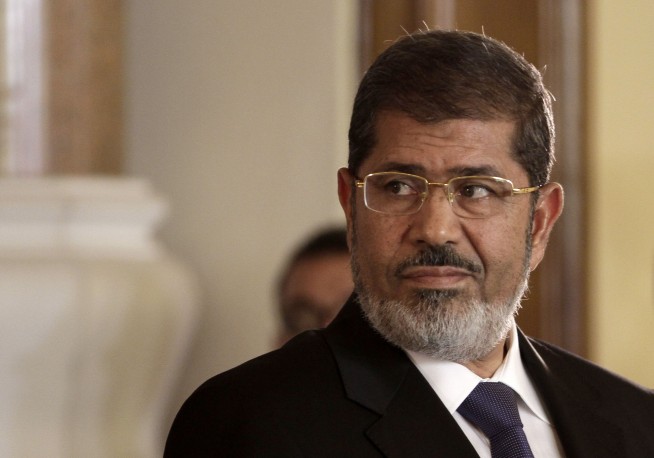 Egypt TV says ousted president Morsi dies in court