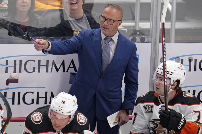Greg Cronin fired as coach of Anaheim Ducks after 2 seasons