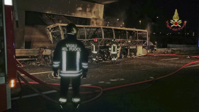 16 killed in fiery bus crash on Italian highway