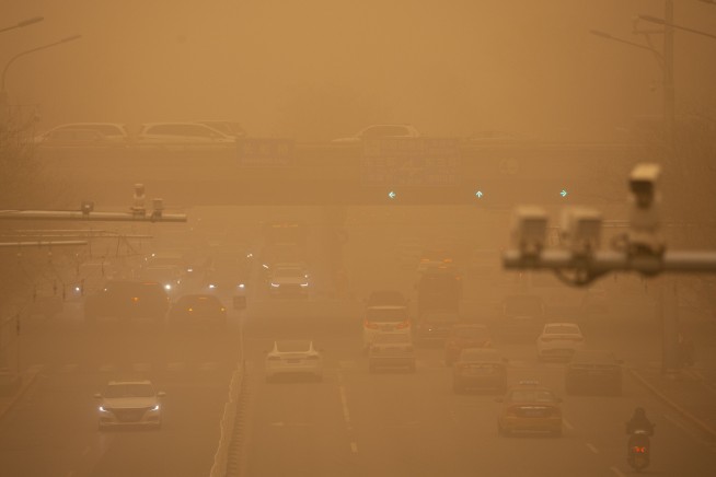Flights canceled during China's worst sandstorm in a decade