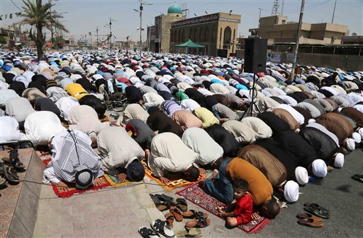 Iraq welcomes US aid to stranded civilians