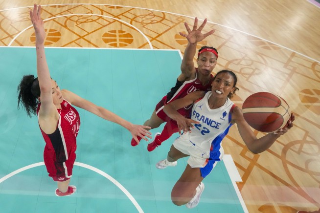 A'ja Wilson, US women hold off France to win eighth straight Olympic basketball gold medal