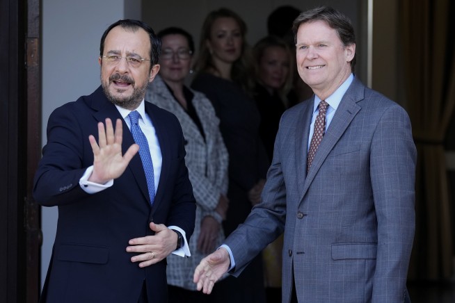 Leaders in ethnically divided Cyprus fail to reach deal on new crossing points