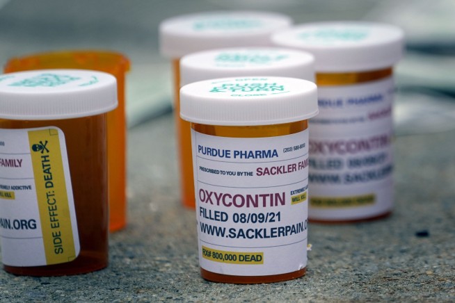 The Supreme Court rejects a nationwide opioid settlement with OxyContin maker Purdue Pharma