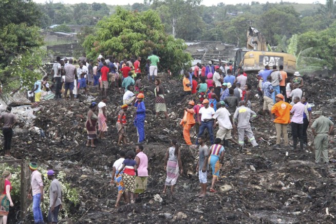 17 killed in garbage dump collapse in Mozambique