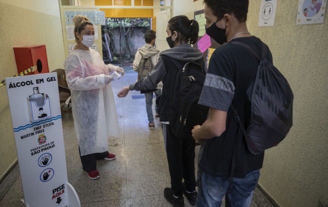 In Brazil, moms are bearing the brunt of pandemic's blow