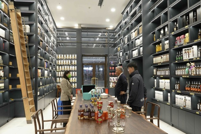 Whisky wooing young Chinese away from 'baijiu' as top distillers target a growing market