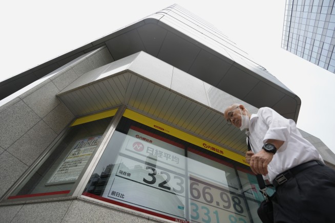 Stock market today: Asia mixed after Wall St drifts lower following run-up