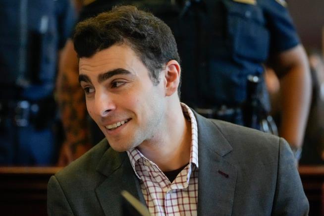 Luigi Mangione fights to exclude evidence from his trial in the killing of UnitedHealthcare's CEO